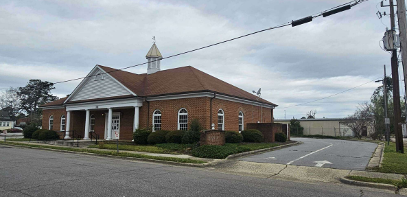 104 W Thompson St, Fairmont, NC à louer - Photo de l’immeuble – Image 2 sur 23