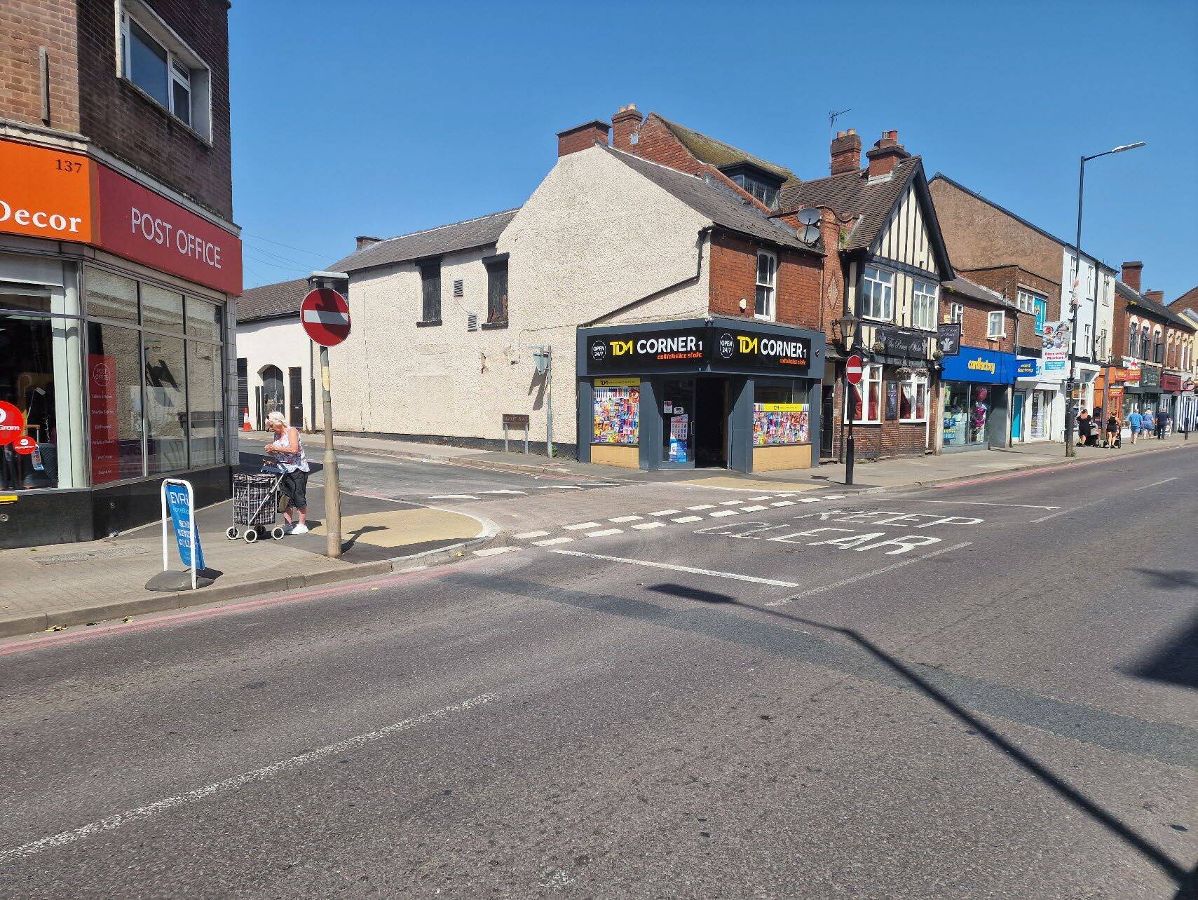 143 High St, Bloxwich à louer Photo de l’immeuble– Image 1 sur 1