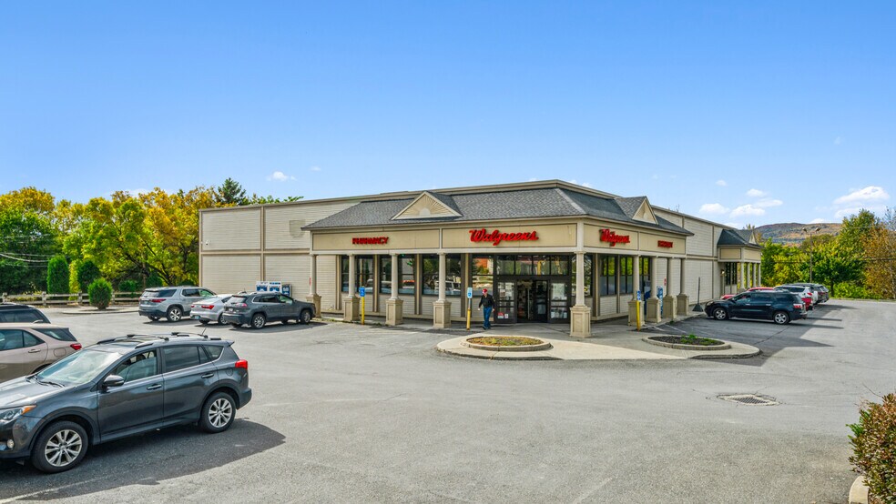 84 E Main St, Fort Kent, ME à vendre - Photo de l’immeuble – Image 3 sur 4