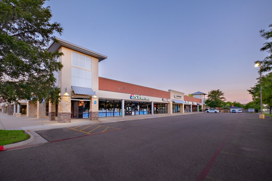 7304-7408 SW 34th Ave, Amarillo, TX à louer - Photo de l’immeuble – Image 2 sur 4