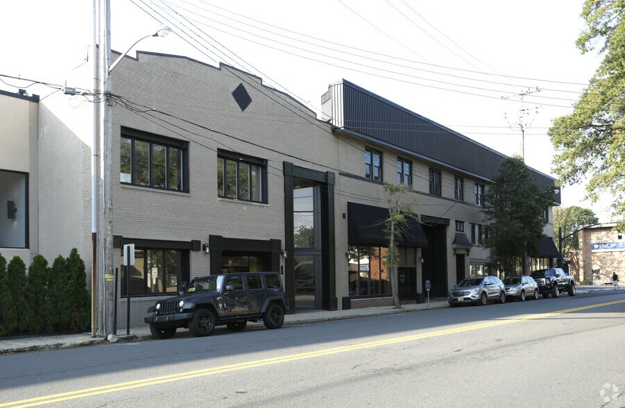 1 Harding Rd, Red Bank, NJ à louer - Photo de l’immeuble – Image 2 sur 9