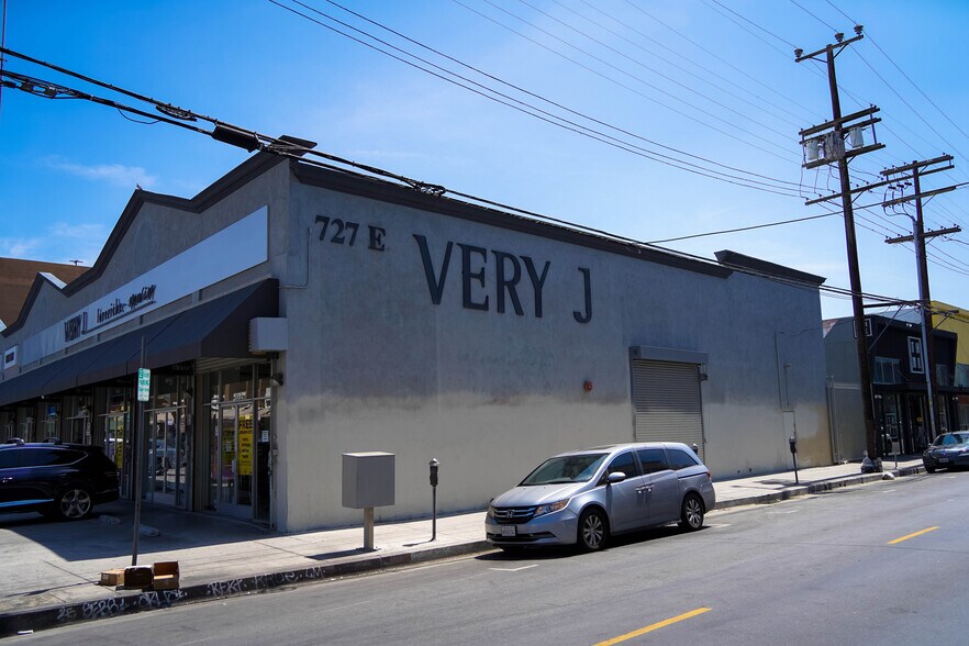 727 E Pico Blvd, Los Angeles, CA à vendre - Photo de l’immeuble – Image 3 sur 10