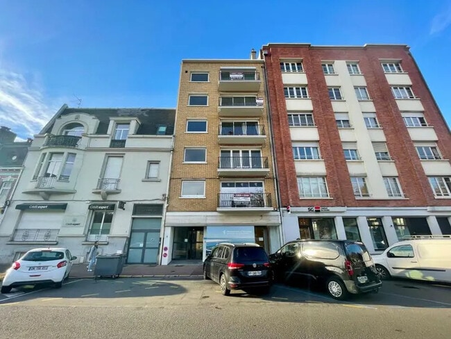 Plus de détails pour 8 Place Lisfranc, Marcq-en-Baroeul - Bureau à vendre