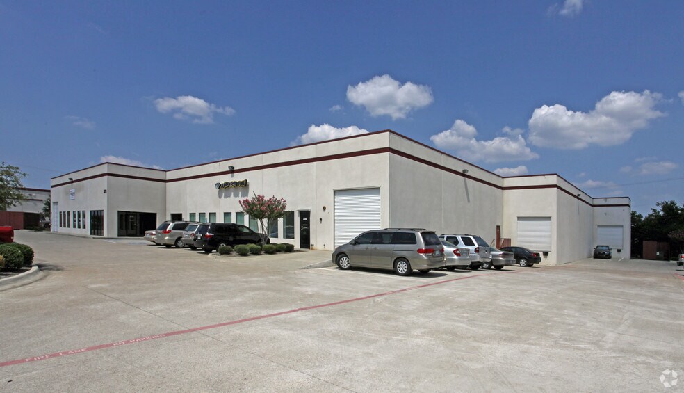 375 Commerce St, Southlake, TX à louer - Photo de l’immeuble – Image 2 sur 19