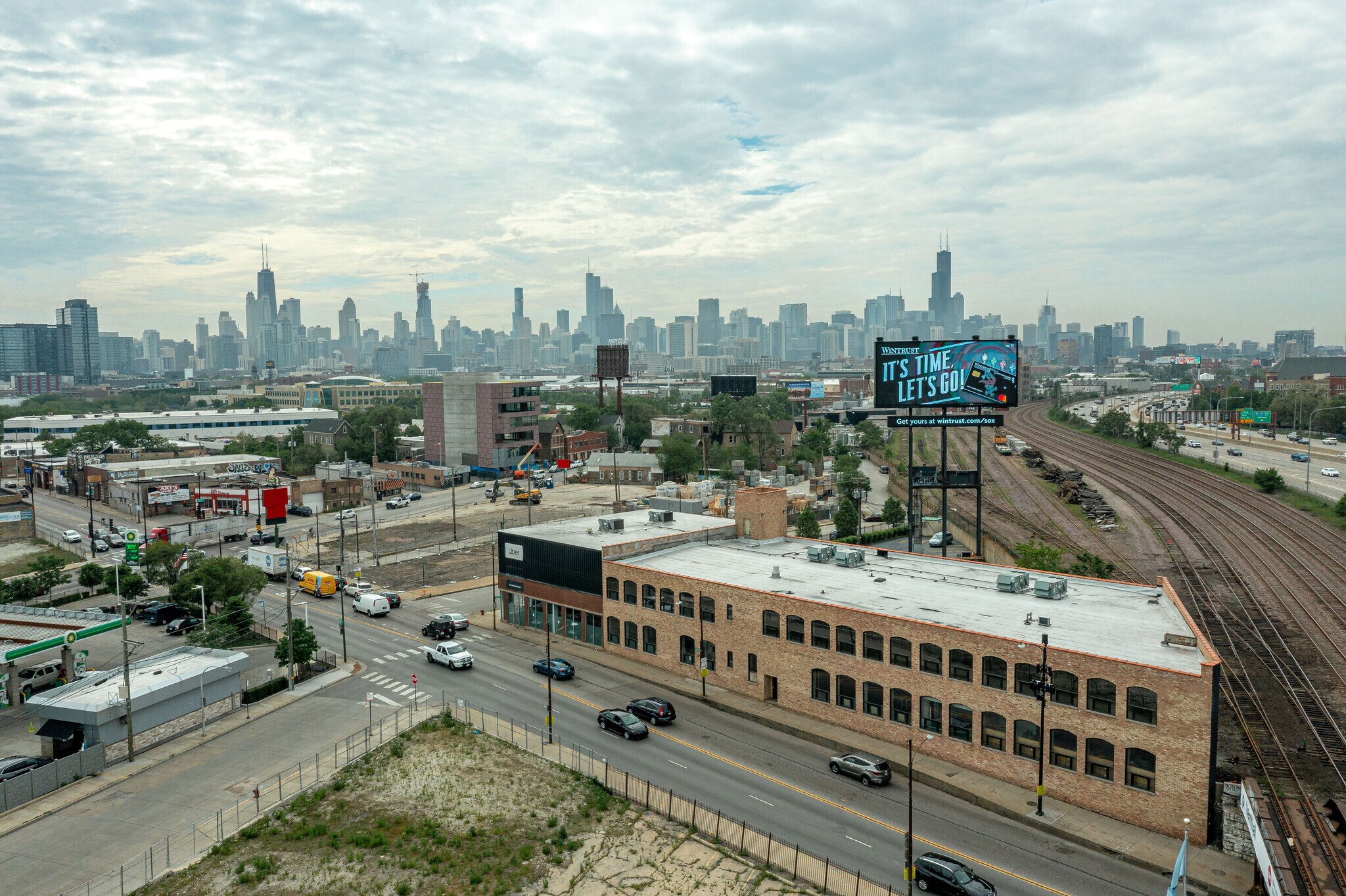 1401 W North Ave, Chicago, IL à louer Photo principale– Image 1 sur 7