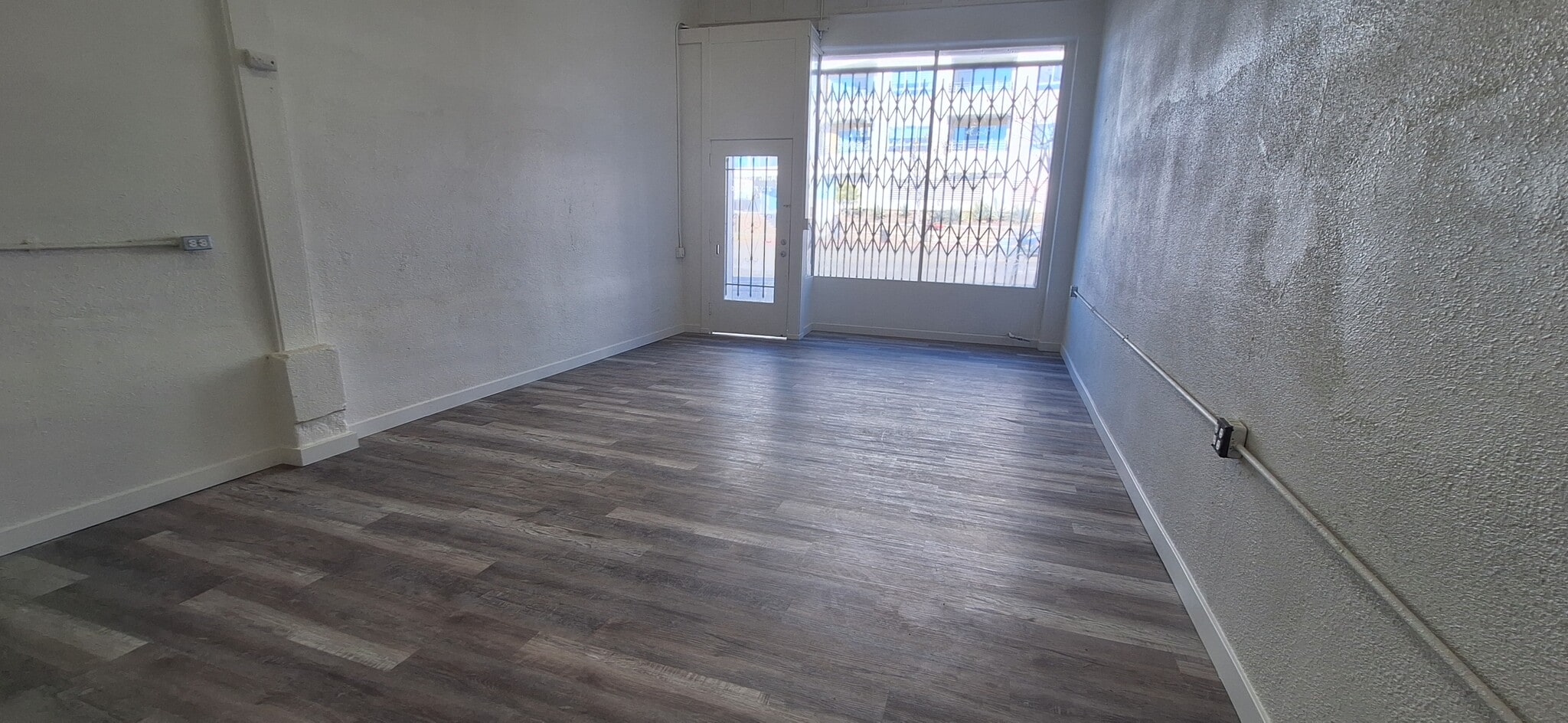 3412-3428 Olympic Blvd, Los Angeles, CA à louer Photo de l’immeuble– Image 1 sur 12