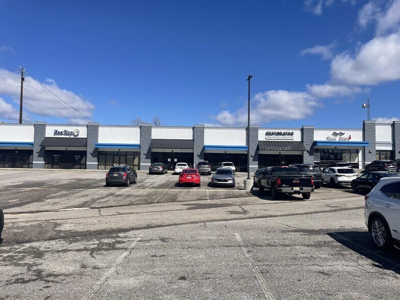 2111 US-78 E Hwy, Anniston, AL à louer - Photo de l’immeuble – Image 2 sur 4