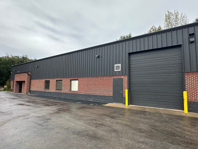 1717-1721 Oak Dr, Mchenry, IL à vendre - Photo de l’immeuble – Image 2 sur 18