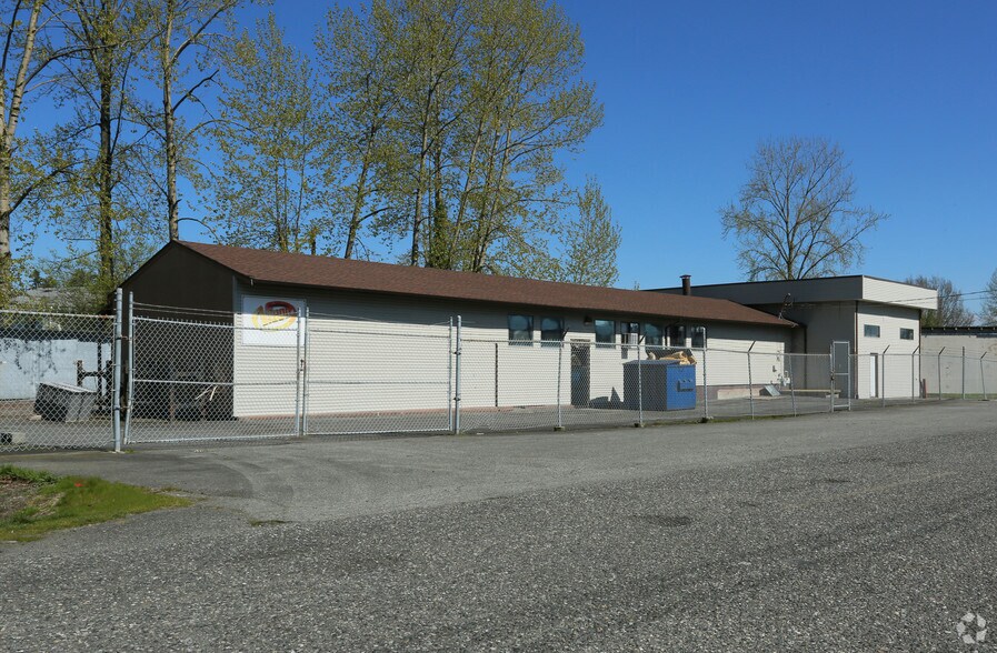 26899 Old Yale Rd, Langley, BC à vendre - Photo de l’immeuble – Image 2 sur 2