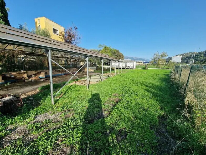 Terrain dans Nice à louer - Photo de l’immeuble – Image 3 sur 5