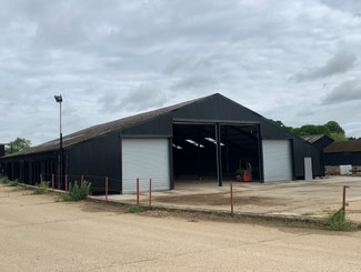 Plus de détails pour Matching Hall Farm, Harlow - Industriel/Logistique à louer