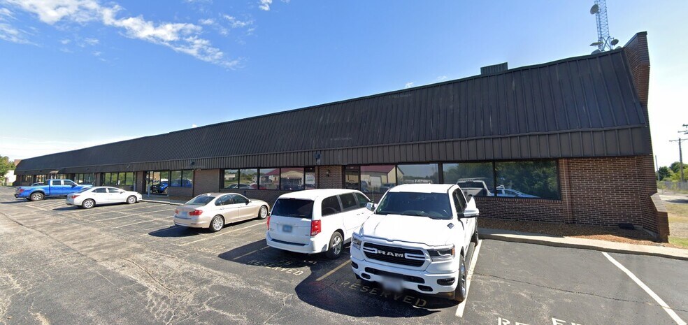 3430 Constitution Dr, Springfield, IL à louer - Photo de l’immeuble – Image 3 sur 14