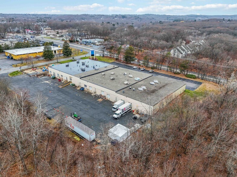 910 Boston Tpke, Shrewsbury, MA à louer - Photo de l’immeuble – Image 2 sur 9