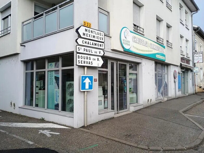 407 Grande Rue, Lent à louer - Photo de l’immeuble – Image 2 sur 3