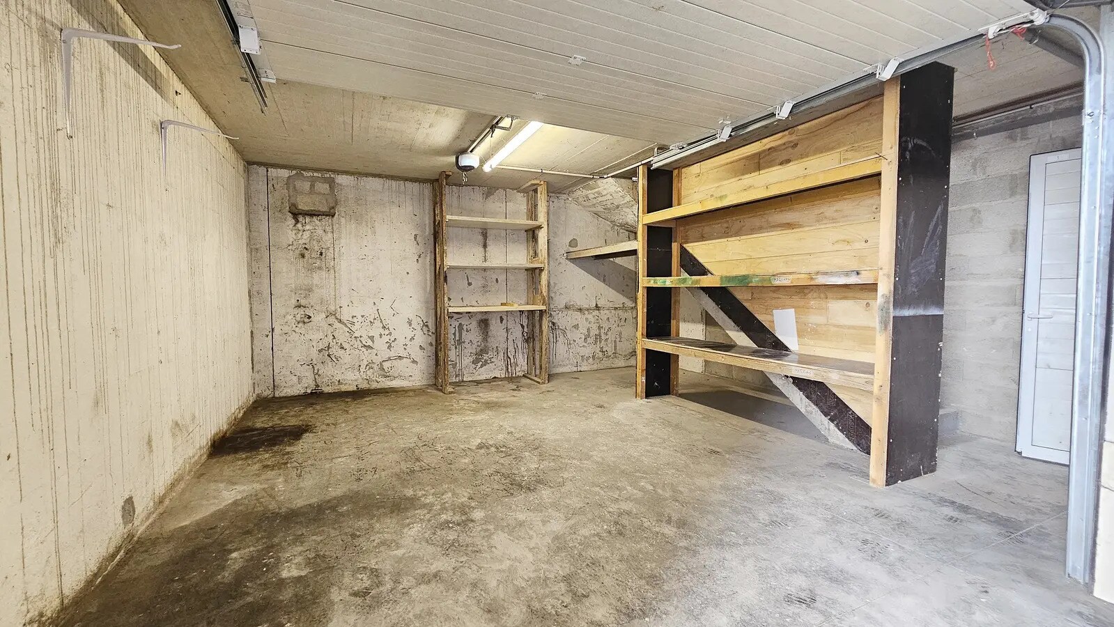 Local d’activités dans Le Plessis-Trévise à louer Photo de l’immeuble– Image 1 sur 12
