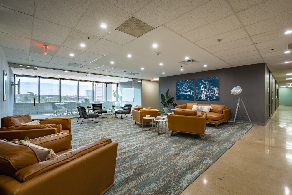 4100 Alpha Rd, Dallas, TX à louer Photo principale– Image 1 sur 20