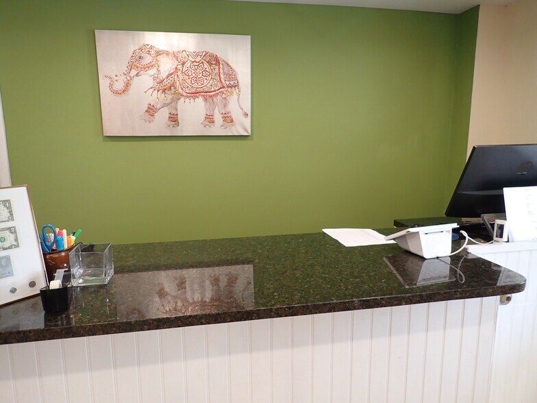13 Wadleigh Rd, Rochester, NH à vendre - Photo de l’immeuble – Image 3 sur 6