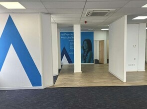 2 Broadway, Peterborough à louer Photo intérieure– Image 1 sur 4