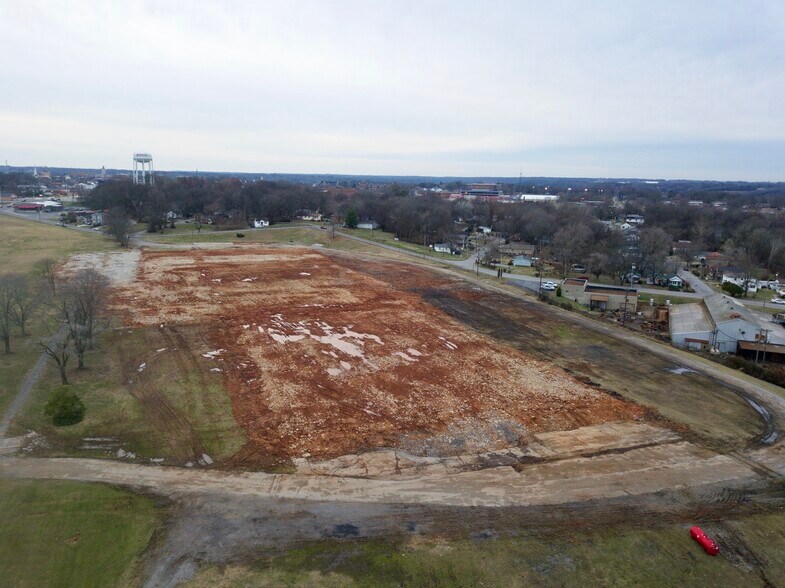 1151 College St, Clarksville, TN à vendre - Photo de l’immeuble – Image 3 sur 4