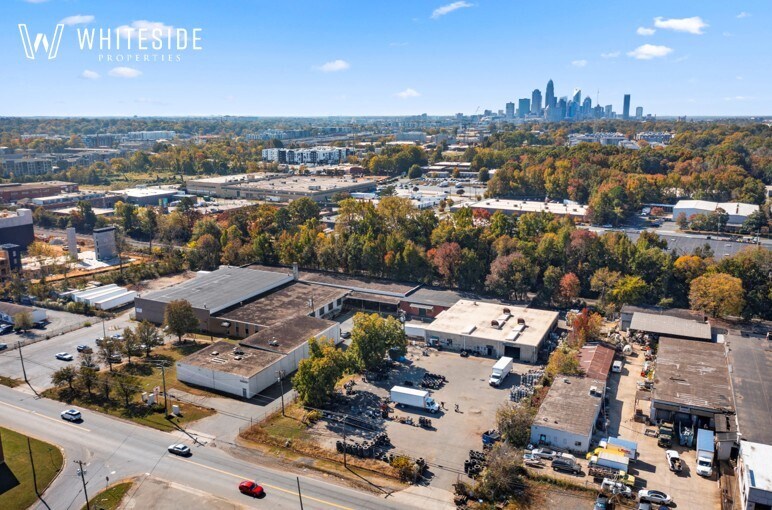 227 Atando Ave, Charlotte, NC à louer Photo de l’immeuble– Image 1 sur 4