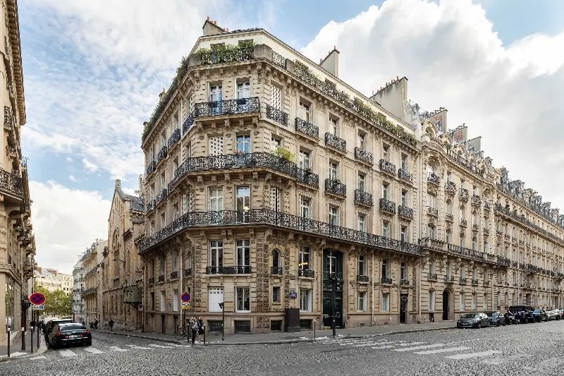 22 Avenue Pierre Ier De Serbie, Paris à vendre Photo de l’immeuble– Image 1 sur 6