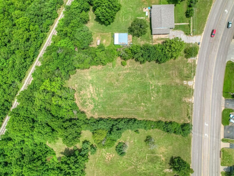 20469 NE 23rd St, Harrah, OK à vendre - Photo de l’immeuble – Image 2 sur 12