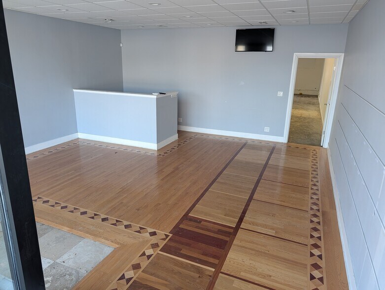 3838-3840 N Harlem Ave, Chicago, IL à louer - Photo de l’immeuble – Image 3 sur 15