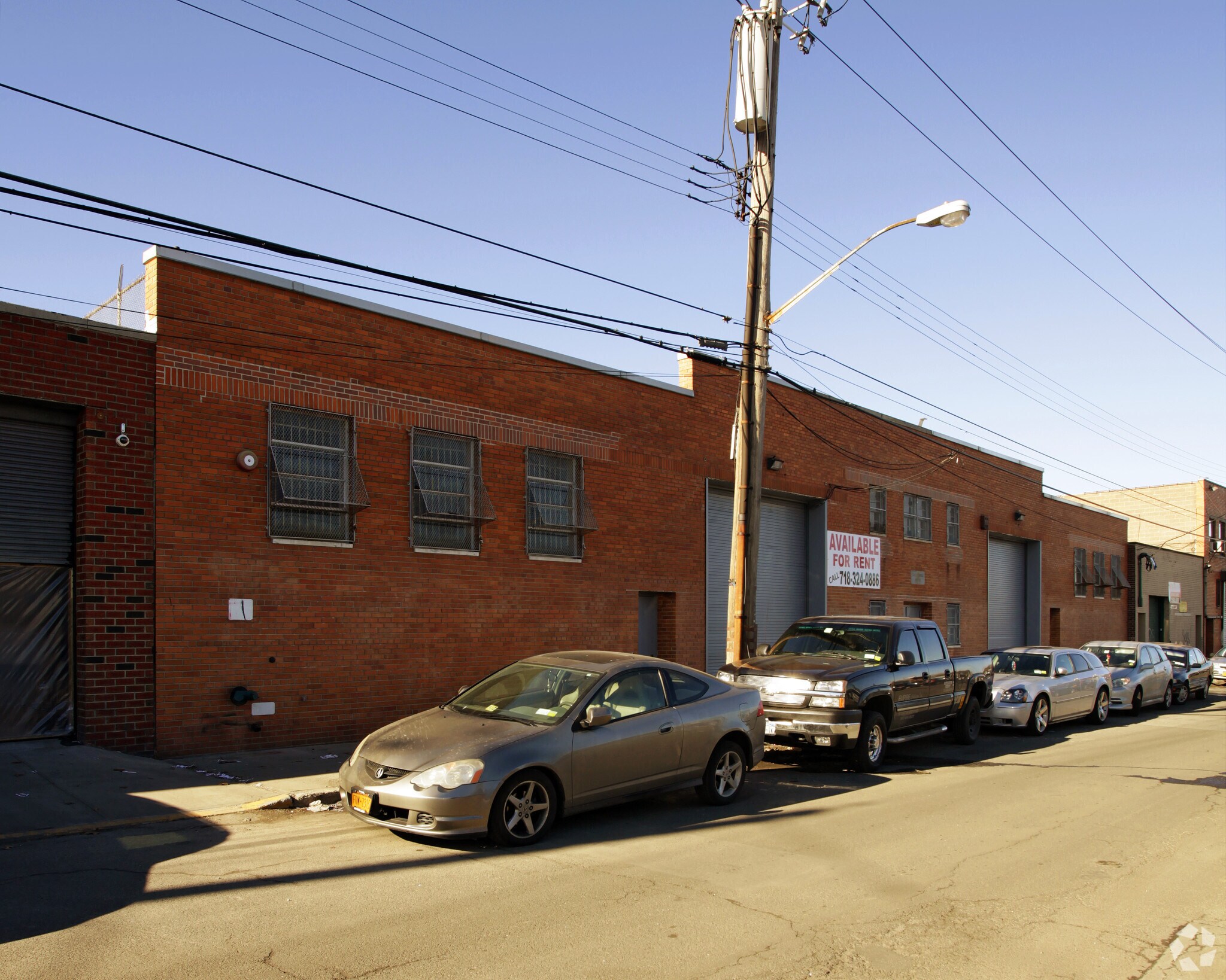 1506 Stillwell Ave, Bronx, NY à louer Photo principale– Image 1 sur 8