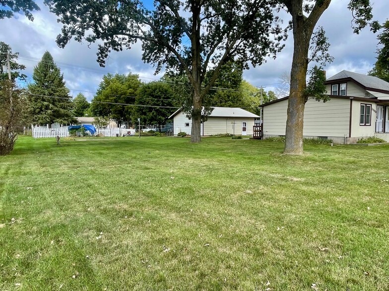 2003 Broadway St S, Menomonie, WI à vendre - Photo de l’immeuble – Image 3 sur 28