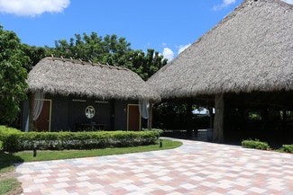 Plus de détails pour 23601 SW 187th Ave, Homestead, FL - Spécialisé à vendre