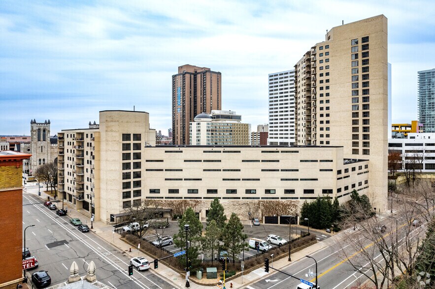 1200 Nicollet Mall, Minneapolis, MN à vendre - Photo principale – Image 1 sur 16