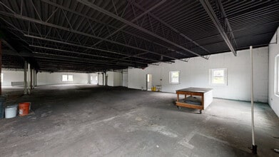 195 W Newberry Rd, Bloomfield, CT à louer Numérisation 3D Matterport– Image 1 sur 5