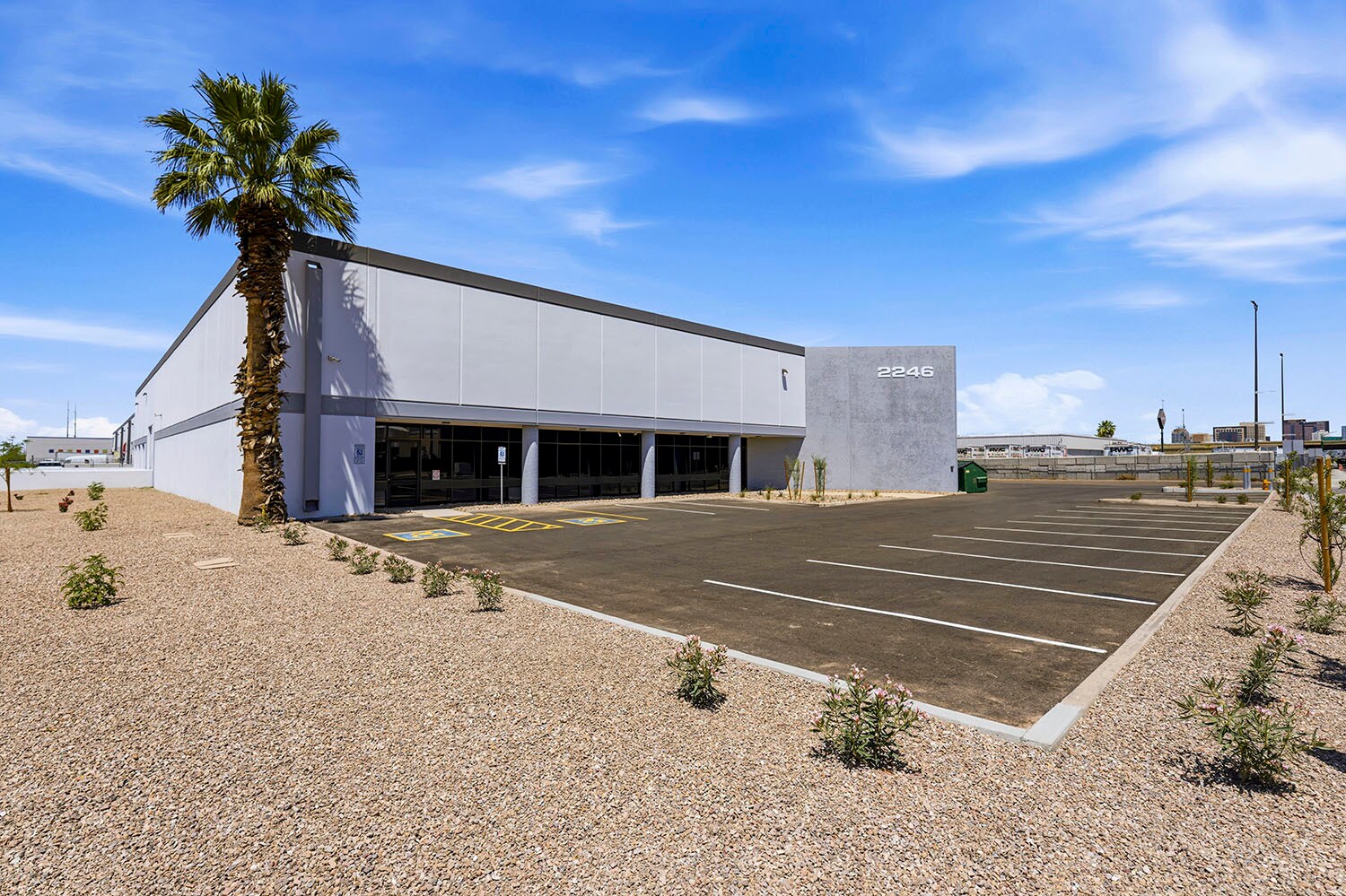 2246 S Central Ave, Phoenix, AZ à louer Photo principale– Image 1 sur 12