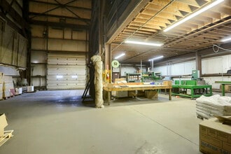 5811 Four Point Rd, Bethel, PA à louer Photo intérieure– Image 2 sur 12