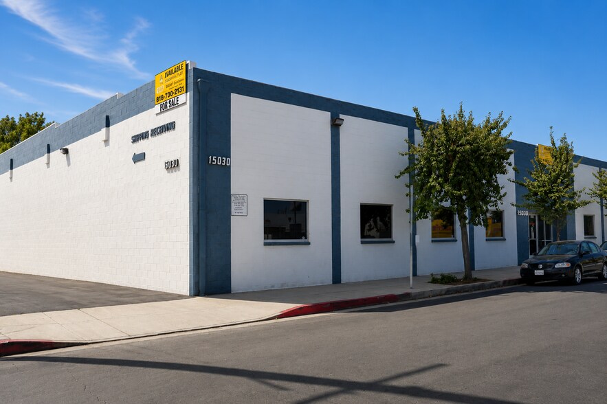 15030-15040 Keswick St, Van Nuys, CA à louer - Photo de l’immeuble – Image 1 sur 9