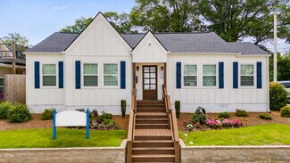 Plus de détails pour 107 College St, Carrollton, GA - Bureau à vendre