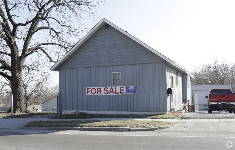 415 E 23rd St. & 1204 S Hocker Ave. portefeuille de 2 biens à vendre sur LoopNet.fr - Photo principale – Image 1 sur 1