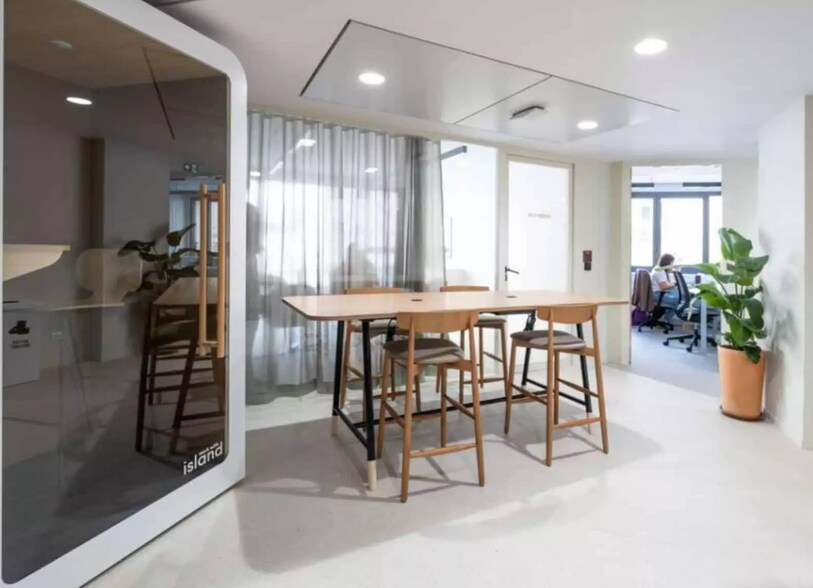 Espace de coworking dans Paris à louer - Photo intérieure – Image 1 sur 5