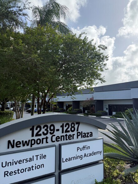 1239 E Newport Center Dr, Deerfield Beach, FL à vendre - Photo de l’immeuble – Image 2 sur 5