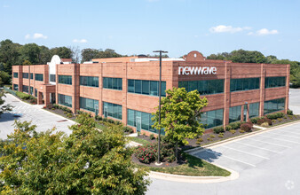 3100 Lord Baltimore Dr, Windsor Mill, MD à louer Photo de l’immeuble– Image 1 sur 2