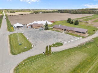 Plus de détails pour 8826 Grams Rd, Ripon, WI - Local commercial à vendre