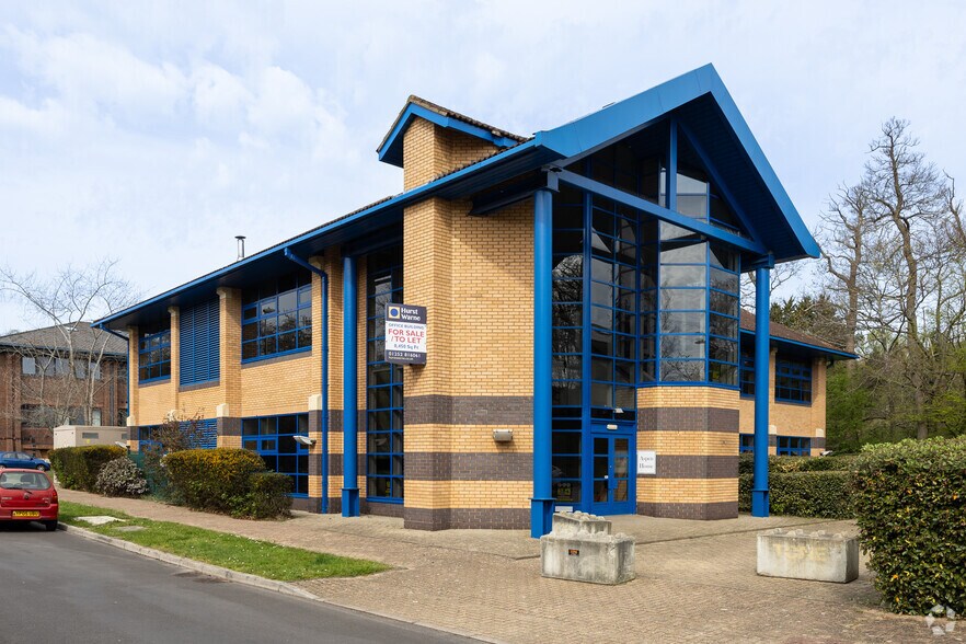 Barley Way, Fleet à vendre - Photo principale – Image 1 sur 2