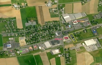 684 W Main St, New Holland, PA - Vue aérienne  vue de carte