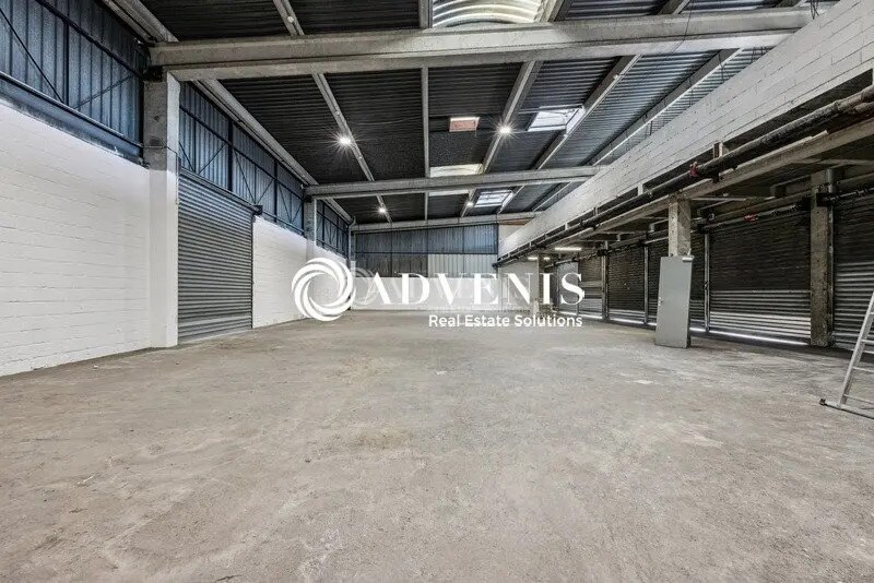 Industriel/Logistique dans Aulnay-sous-Bois à louer - Photo de l’immeuble – Image 3 sur 6