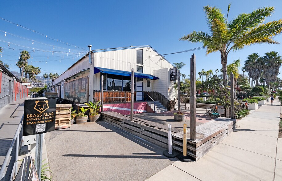 22 Anacapa St, Santa Barbara, CA à louer - Photo de l’immeuble – Image 1 sur 8