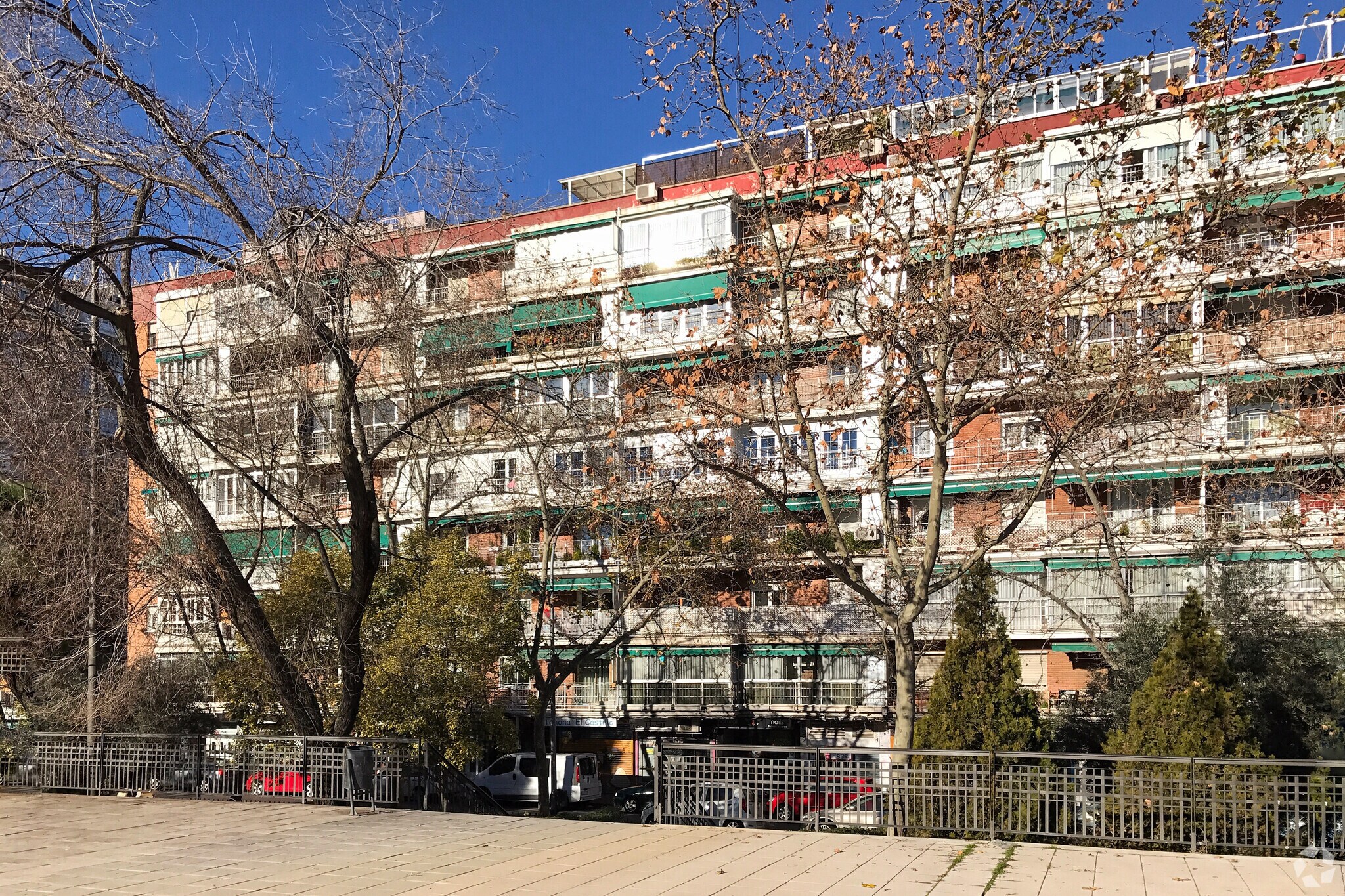 Avenida de Lisboa, 8, Alcorcón, Madrid à louer Photo de l’immeuble– Image 1 sur 3