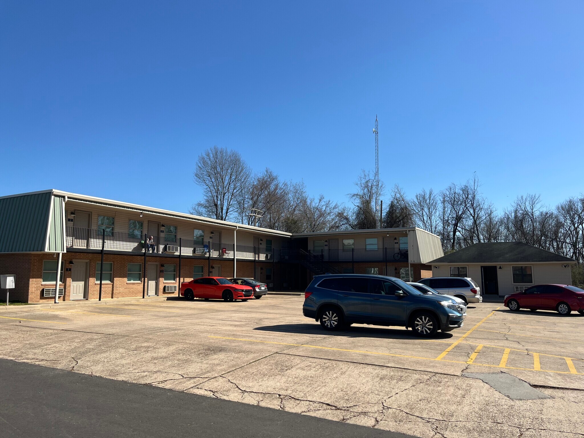20 Unit Multifamily Sale - 100% Occupied portefeuille de 2 biens à vendre sur LoopNet.fr Photo de l’immeuble– Image 1 sur 20