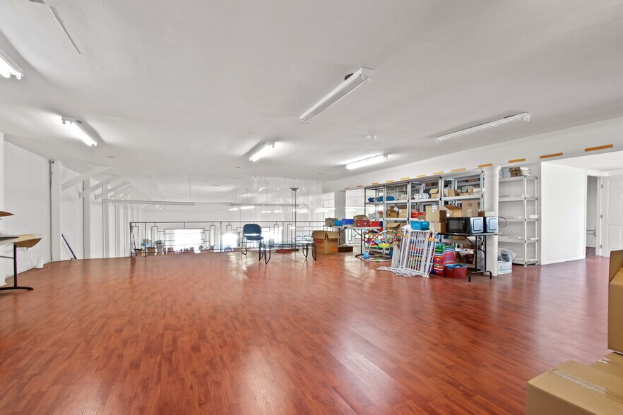 150 N La Brea Ave, Inglewood, CA à vendre - Photo de l’immeuble – Image 2 sur 8