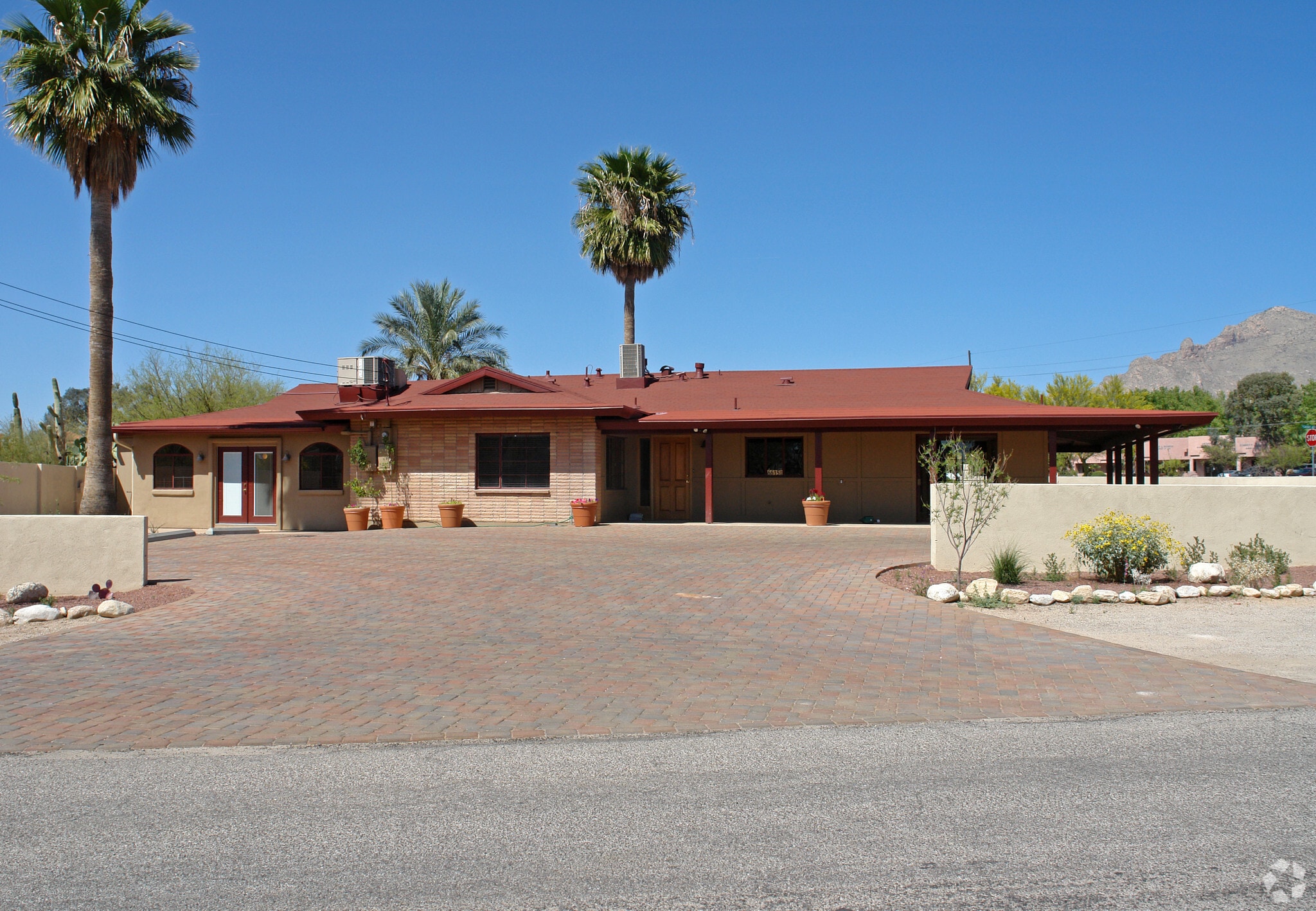 6615 N Oracle Rd, Tucson, AZ à vendre Photo principale– Image 1 sur 11
