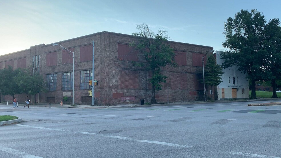 926-938 E Monument St, Baltimore, MD à vendre - Vidéo sur l’annonce professionnelle – Image 2 sur 37